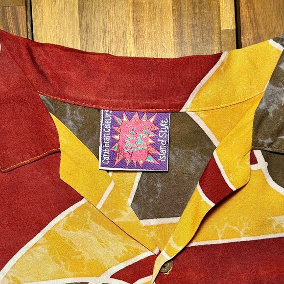 Early 90s VTG "Paw Paw" Abstract Short-Sleeved Button-Up Shirt - Picture 2 of 4